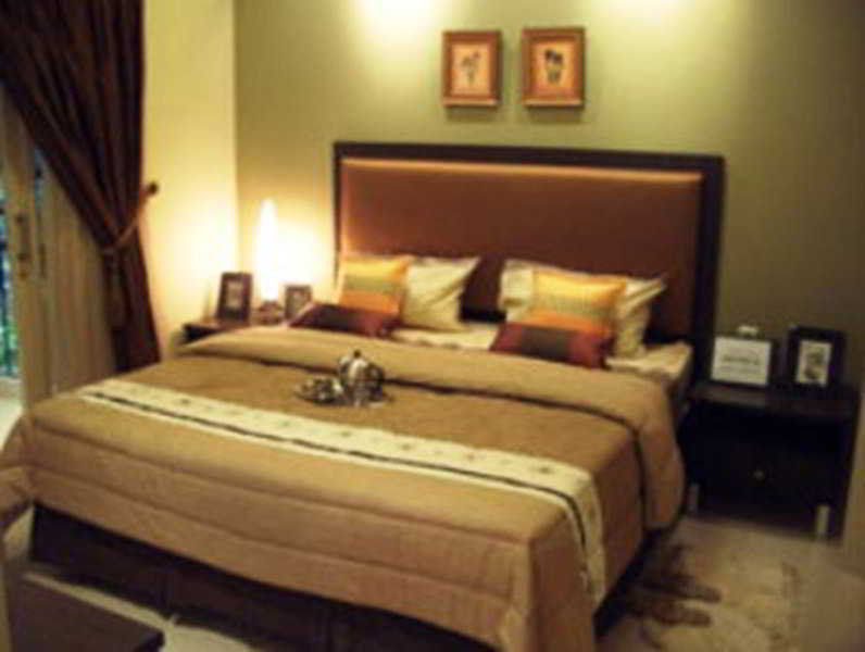 Hotel Trio Bandung Exteriér fotografie